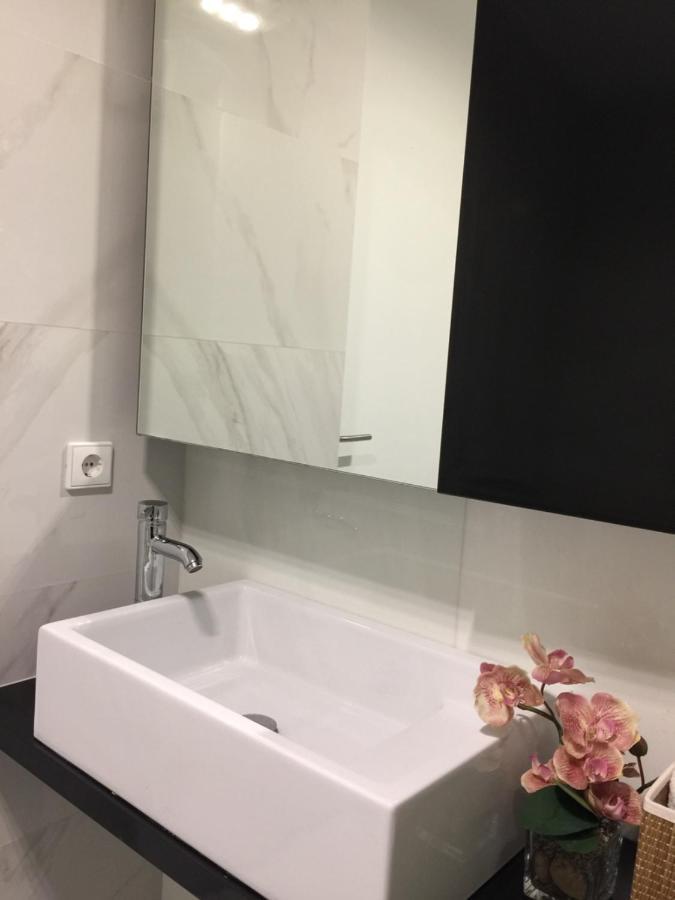 Apartamento Qian Caves Gaia 2Br Ac Free Parking Vila Nova de Gaia Kültér fotó